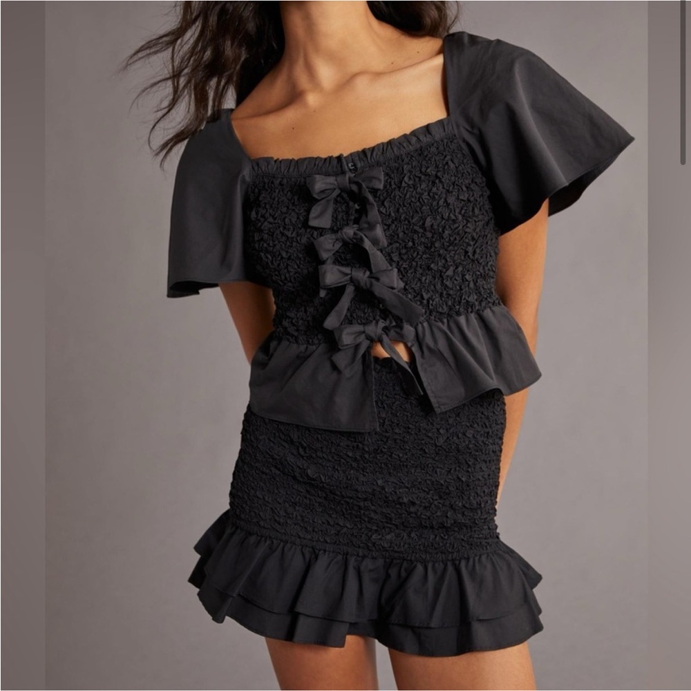 Anthropologie X Mare Mare | Smocked Tie Front Top in Black Small - Picture 10 of 10